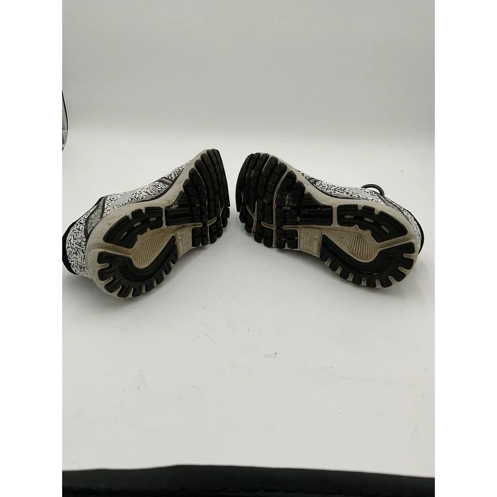 Brooks Adrenaline GTS 20 Shoes Womens Size 8 White Black Running Sneakers